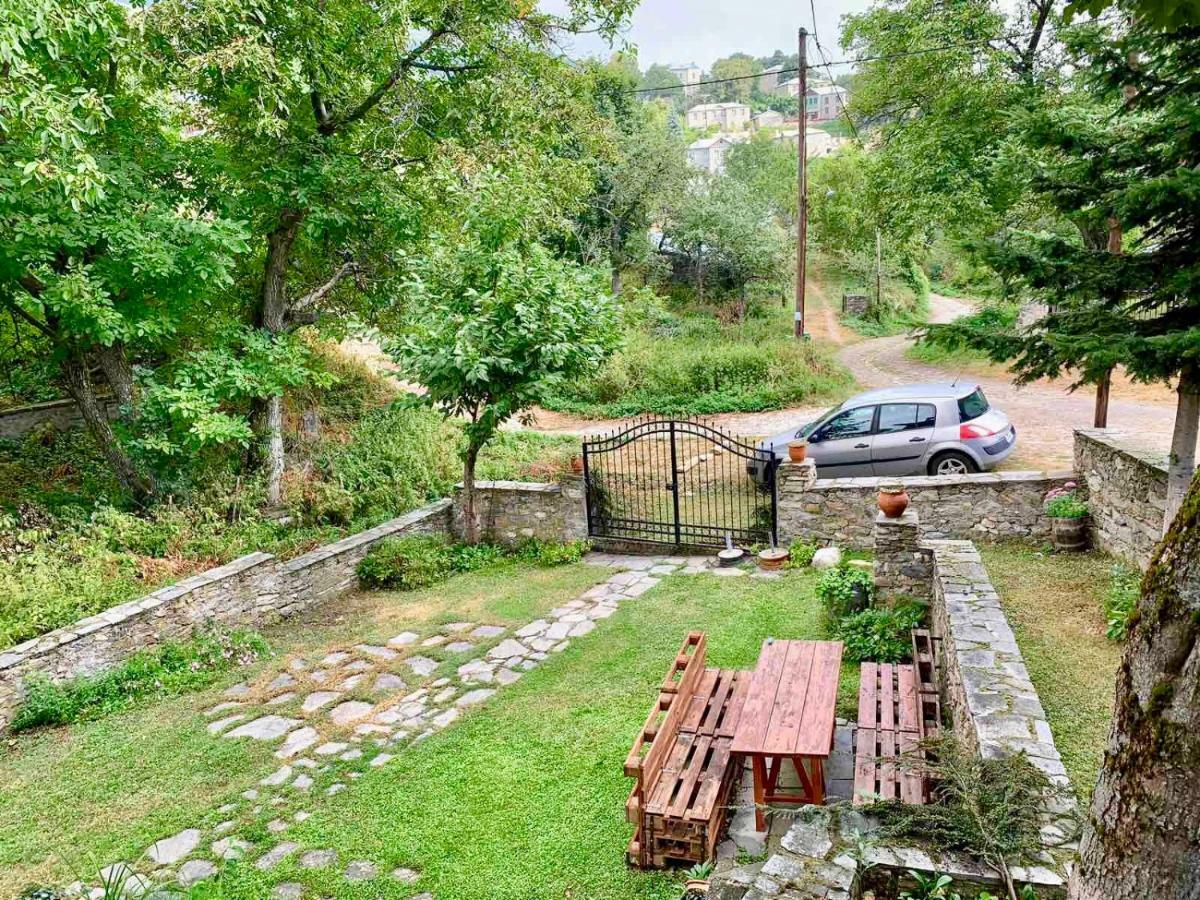 Πέτρινο Παραδοσιακό Σπίτι "Χιονάτη" Vila Nimfaíon Exterior foto